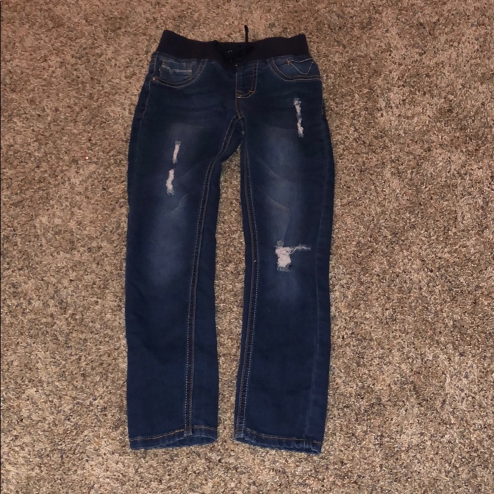 Kids jeans with holes
